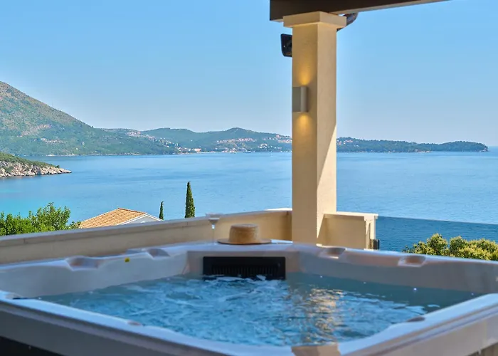 Hedera Estate Hedera A54 דירה *