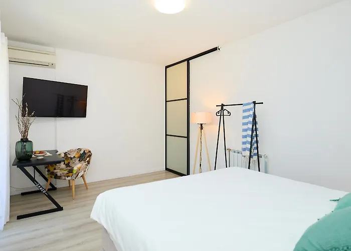 Hedera Estate Hedera A54 * Mlini