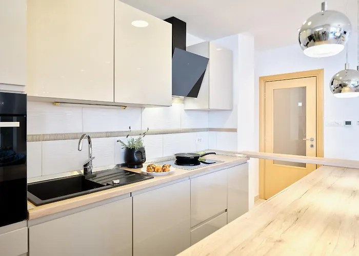 Hedera Estate Hedera A54 דירה *